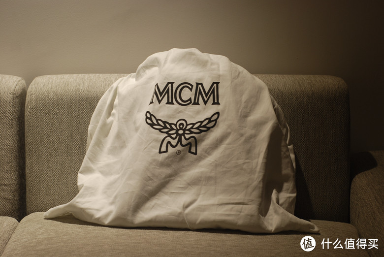 剁手前的“最后”一个：MCM STARK 中号双肩包