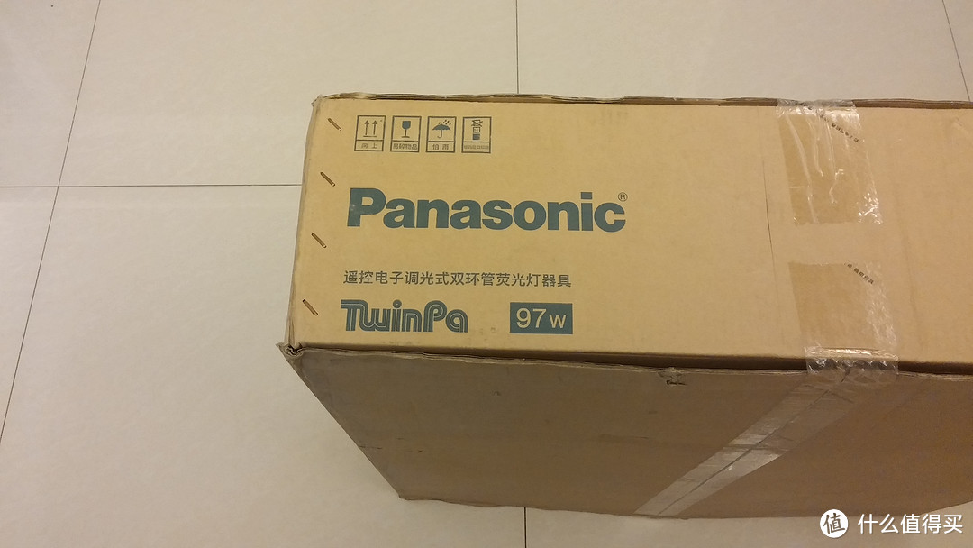 Panasonic 松下 未来光 TwinPa HFAC1057WS02 方形吸顶灯开箱以及简单评测