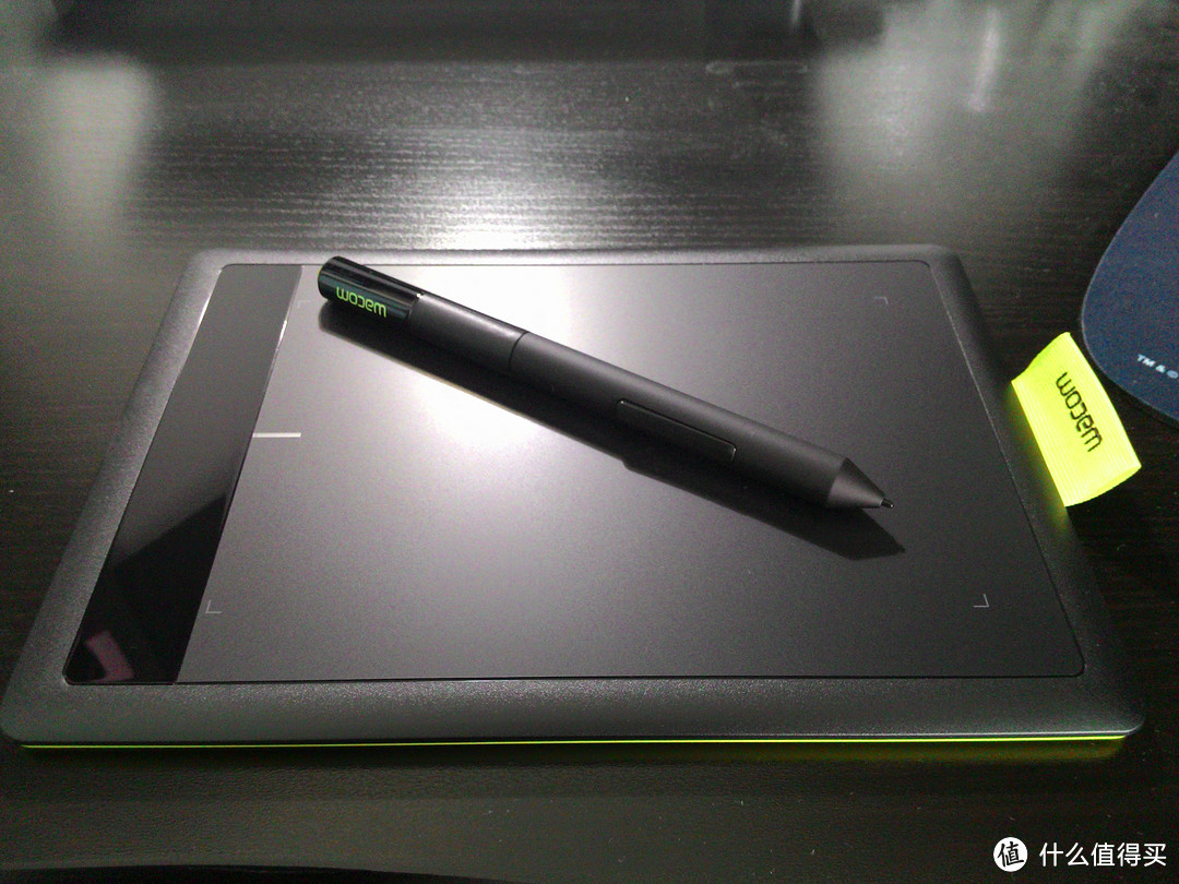 灵异下单购入 Wacom 和冠 Bamboo Pen Small 入门级学习绘图板 CTL-471