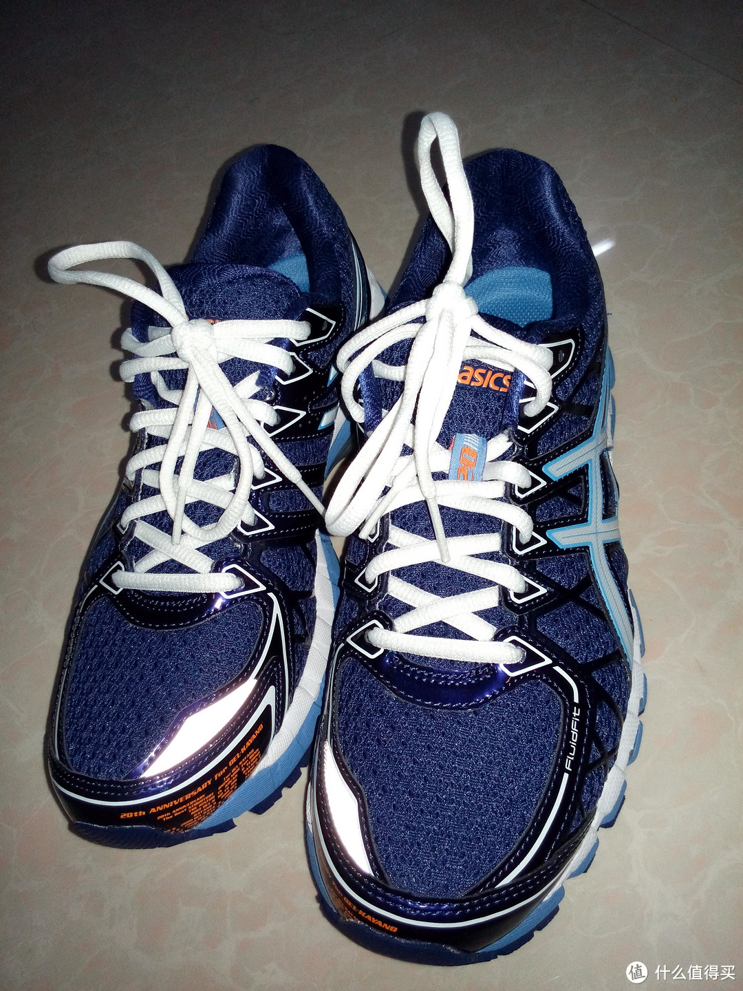 不跑不欢乐：ASCIS 亚瑟士 GT-2000 & KAYANO 20 跑鞋