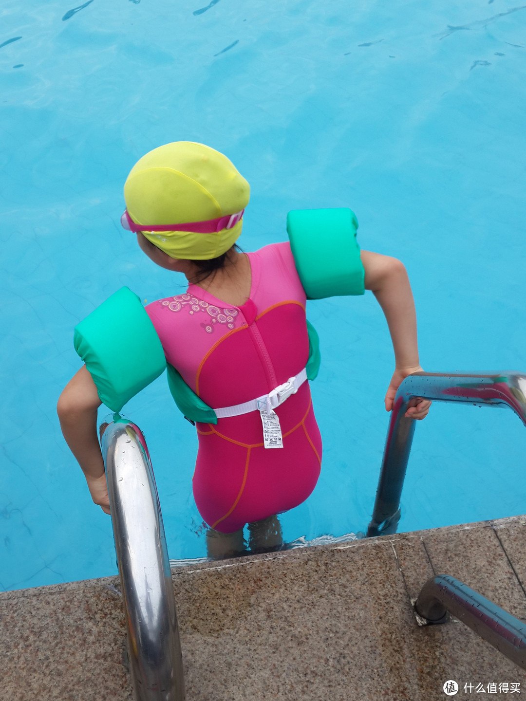 非常好的儿童戏水装备Coleman Puddle Jumper 救生衣