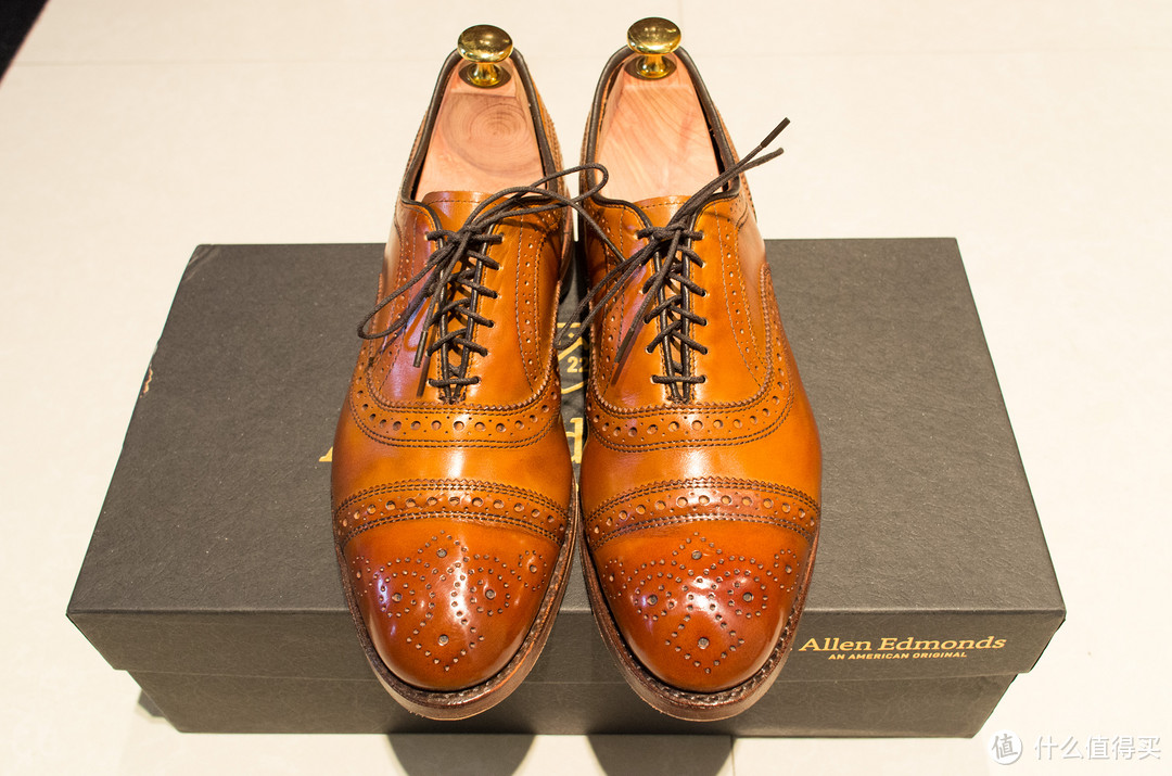 Allen Edmonds Strand Cap-Toe Oxford 男款系带雕花男鞋