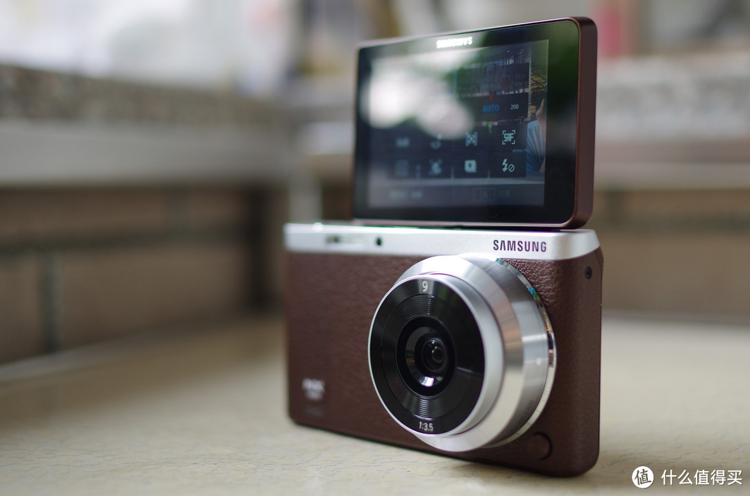 灵动于手机和相机之间：小试 SAMSUNG 三星 NX mini 智能相机