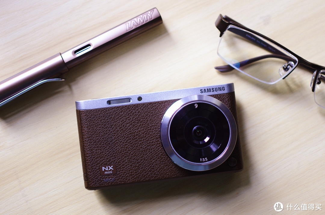 灵动于手机和相机之间：小试 SAMSUNG 三星 NX mini 智能相机