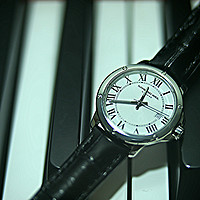 海淘Raymond Weil 蕾蒙威 Tango 探戈系列 女款皮带腕表 5391-L1-00300