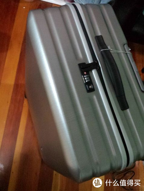 保质10年：新秀丽Samsonite Inova Spinner & 诺蒂卡Nautica Helmsman 旅行箱记