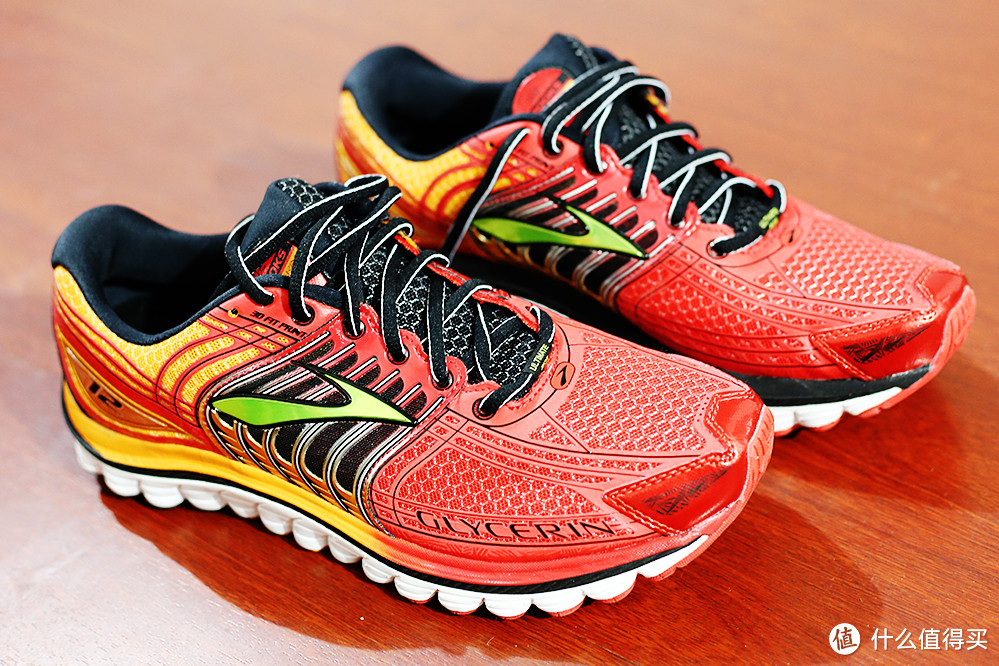 Brooks 布鲁克斯 Glycerin 隔代换：便宜又大碗的 Glycerin 12 跑鞋