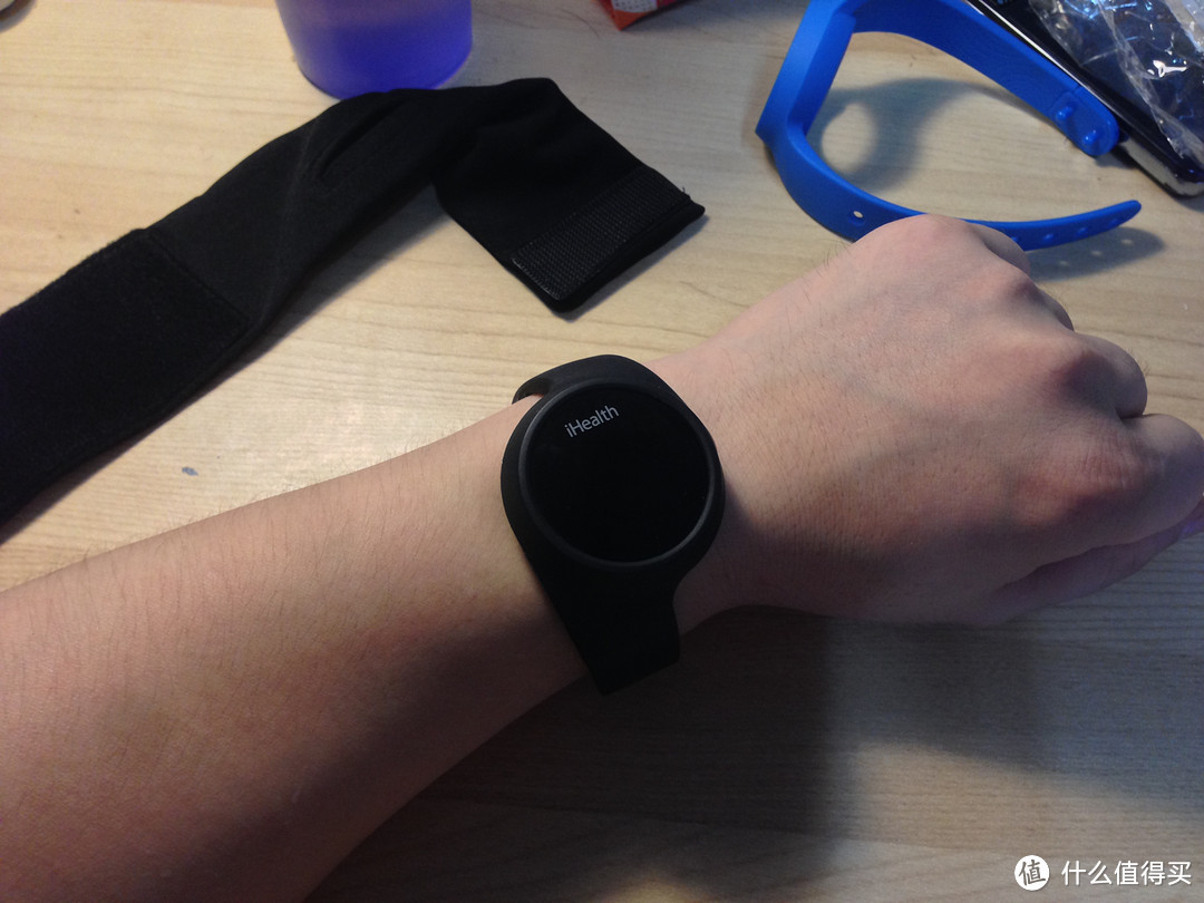 第一支智能穿戴设备  iHealth 智能腕表简单评测
