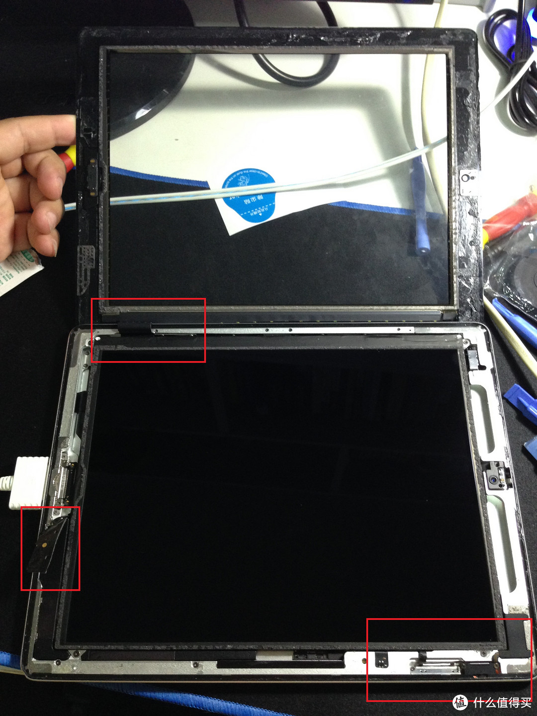 自己动手丰衣足食：iPad2花屏后更换原装外屏