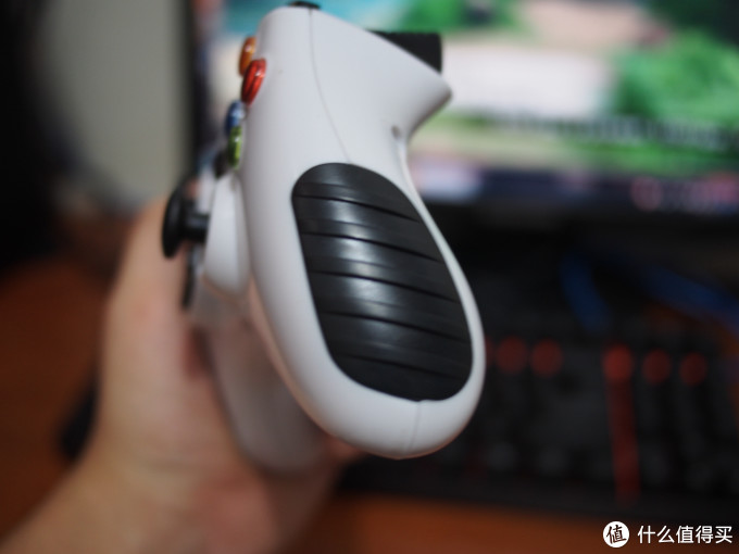 PC、安卓都支持的BETOP 北通 BTP-2175 阿修罗SE 有线震动版 游戏手柄