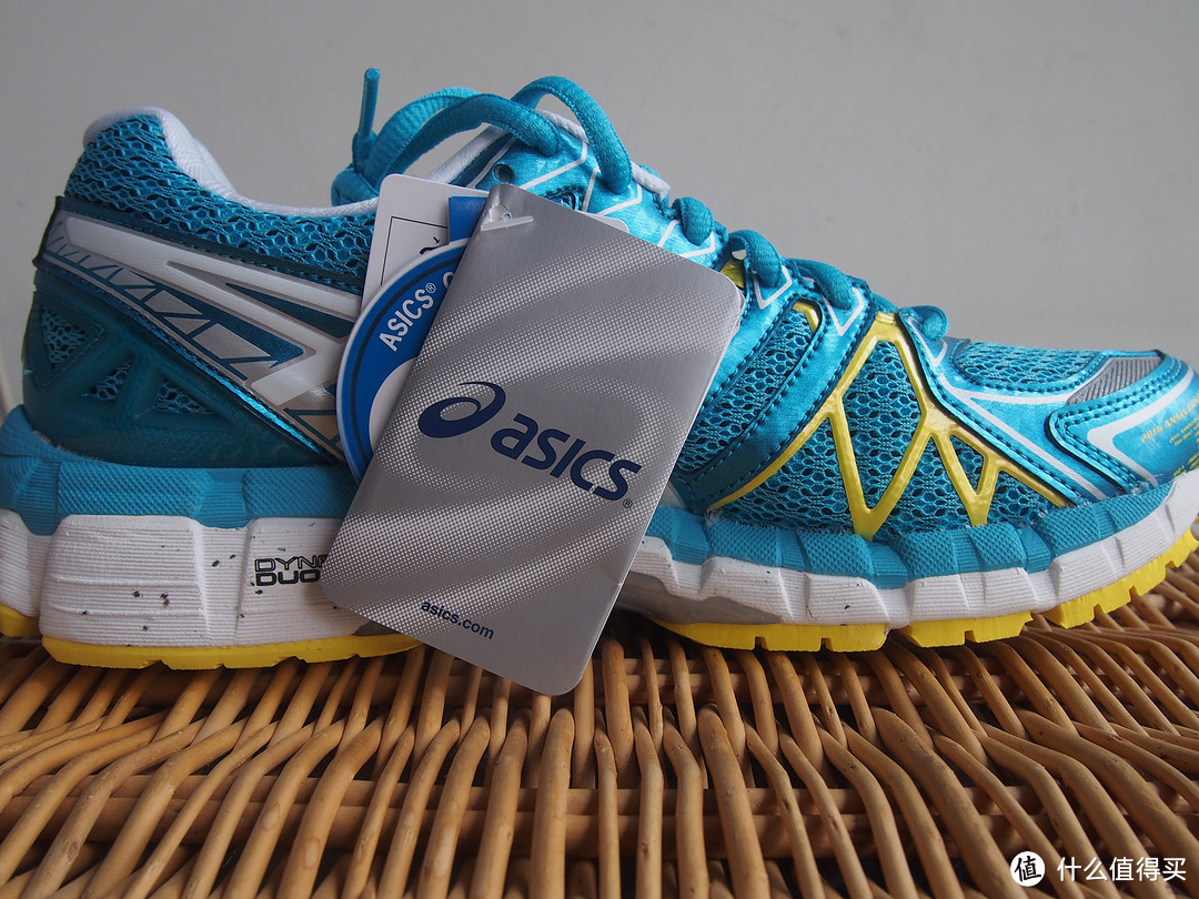 女款 Asics 亚瑟士 Kayano 20 跑步鞋轻体验 附与Nimbus 14对比，顺便晒下Injinji五趾袜