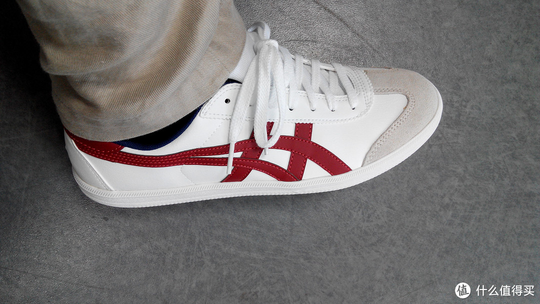 见好就收：中亚再购Onitsuka Tiger 鬼塚虎 中性 休闲跑步鞋 TH3B3Y