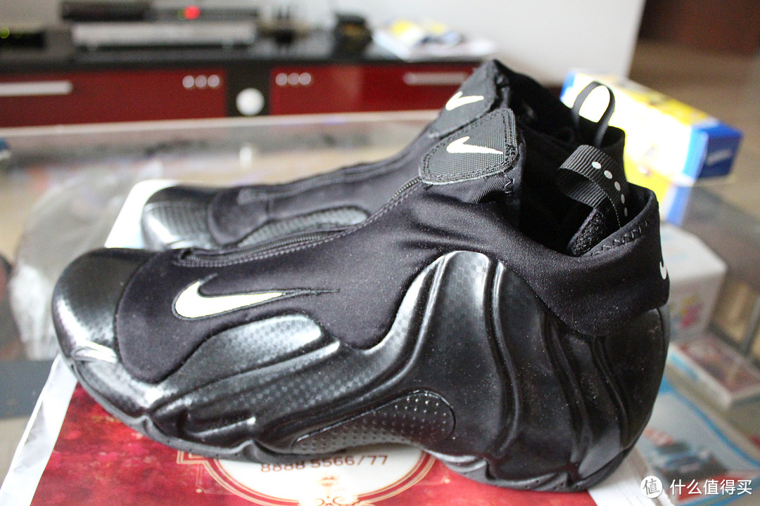 一个不怎么爱运动的球鞋控入手NIKE 耐克 Air Flightposite Carbon 碳板风 男款篮球鞋 642307-001