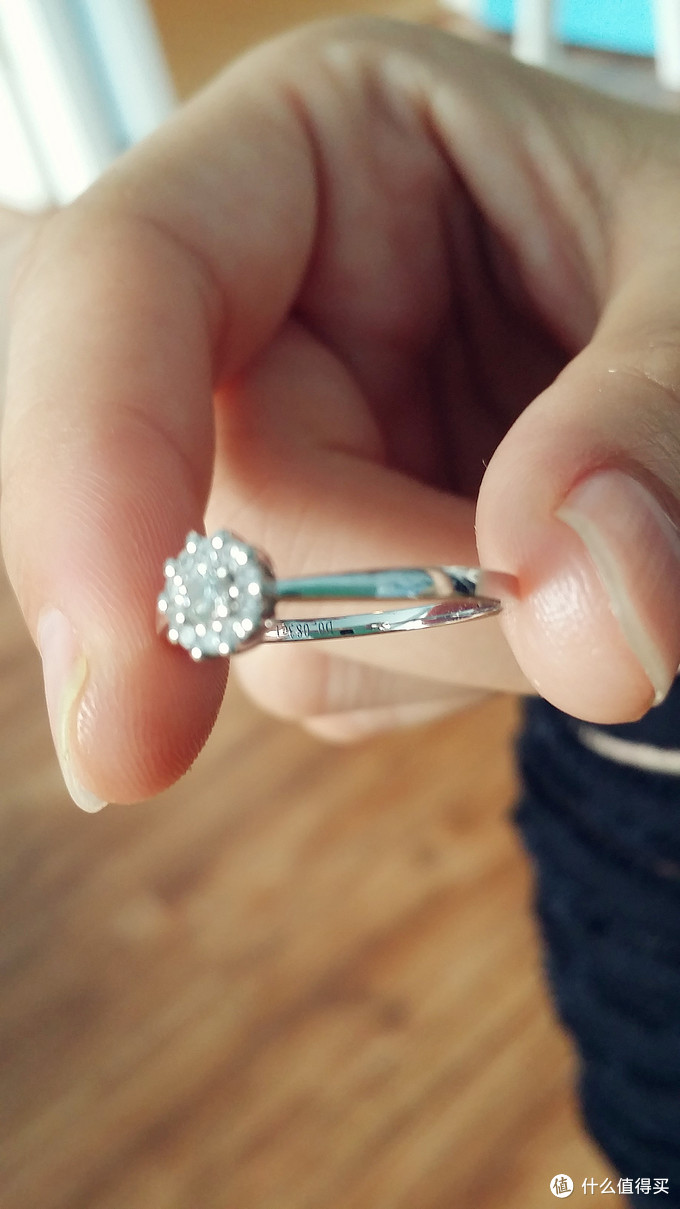 小白测评《珂兰钻石 倾城 18K白金 钻石戒指》