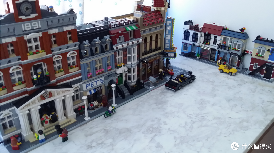 迷你街景：LEGO 乐高 31026 咖啡屋和单车店