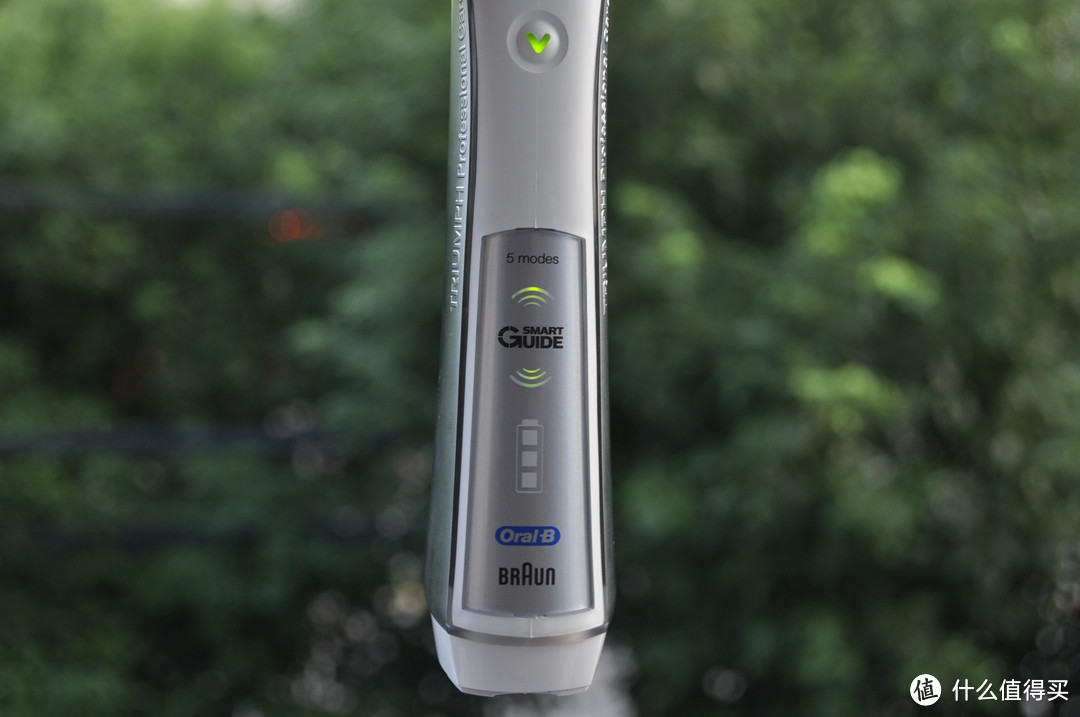 Oral-B 欧乐B  5000（D32）电动牙刷