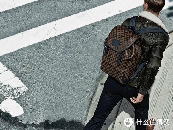 LOUIS VUITTON 路易威登 推出2014秋季新款男士双肩包