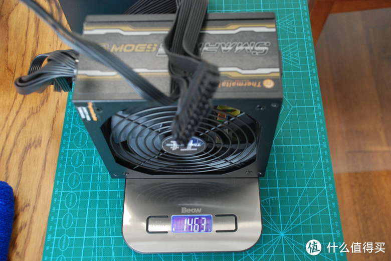 我的众测之路 - Thermaltake 530W 半模组游戏电源评测