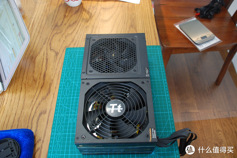 我的众测之路 - Thermaltake 530W 半模组游戏电源评测