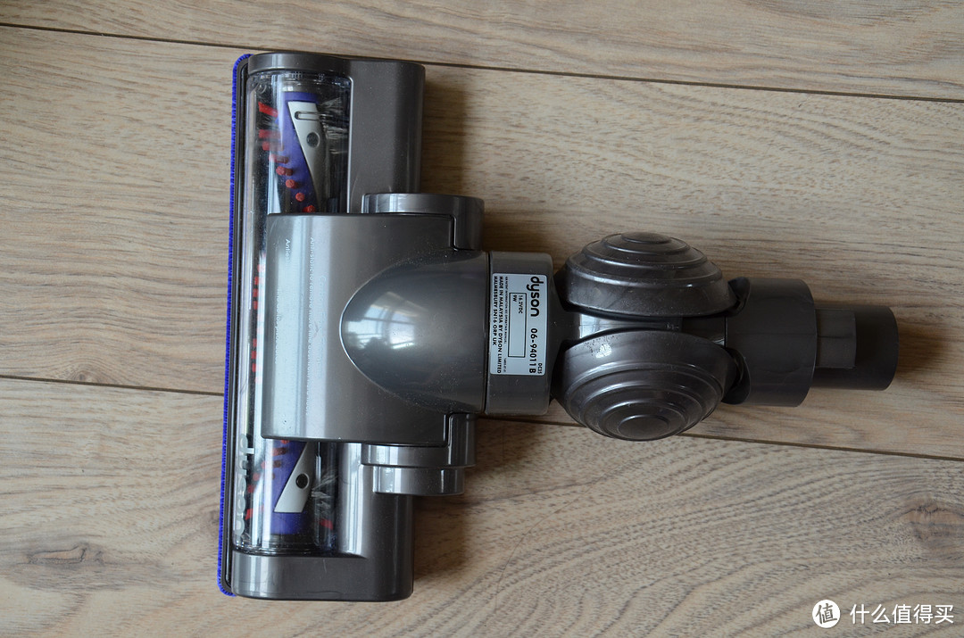 Dyson 戴森 DC35 手持式吸尘器 官翻版(兼与DC34相比较)