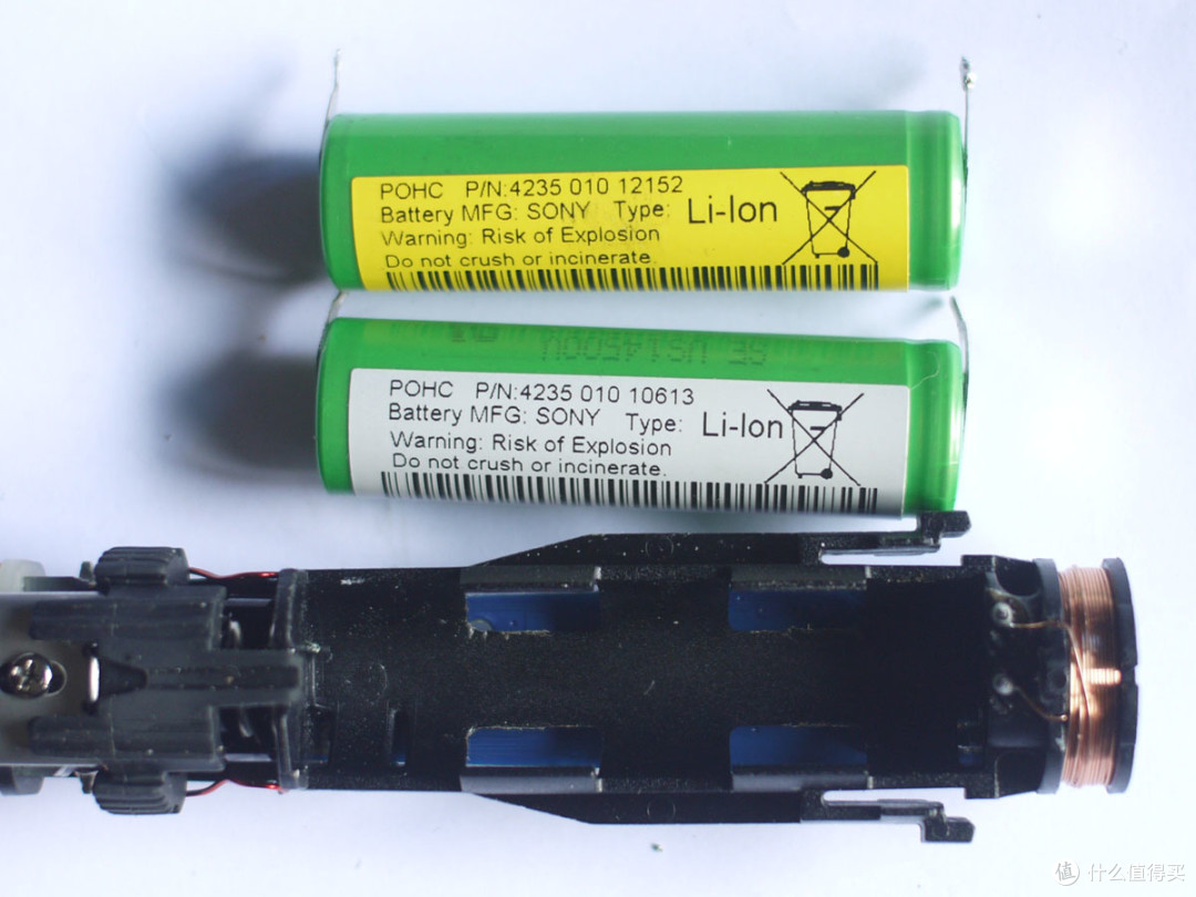 飞利浦 PHILIPS 电动牙刷HX6730电池更换