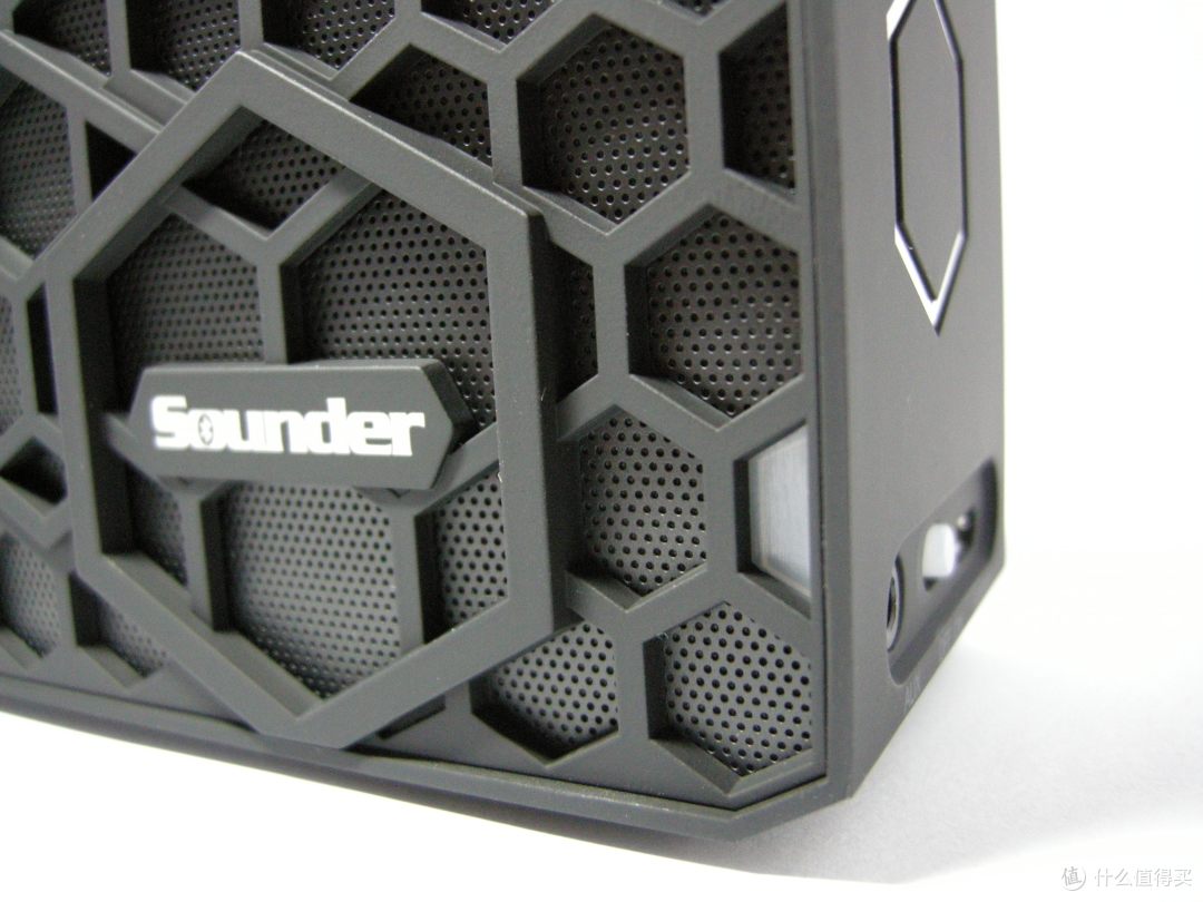 蜂巢之美:评测 sounder 蜂巢 2s+ 蓝牙音响