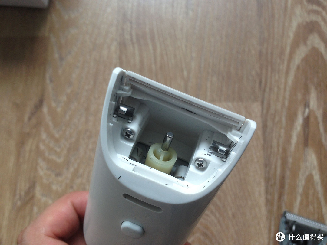 宅男购入Panasonic  松下 ER-CA35-W  家用理发器