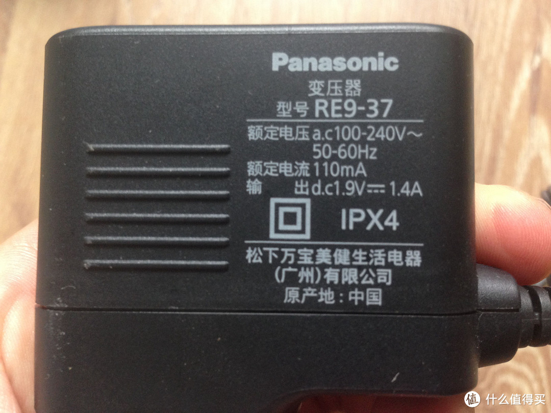宅男购入Panasonic  松下 ER-CA35-W  家用理发器