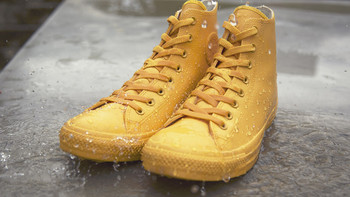 CONVERSE 匡威 Chuck Taylor All Star 可以淋雨的 “Rubber” 系列上市