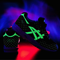 暗夜精灵：Asics、Reebok 相继推出夜光款复古跑鞋