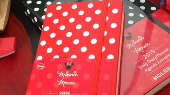 给宝宝的生日礼物：2015款 Moleskine Minnie Mouse Limited Edition 笔记本 抢先体验