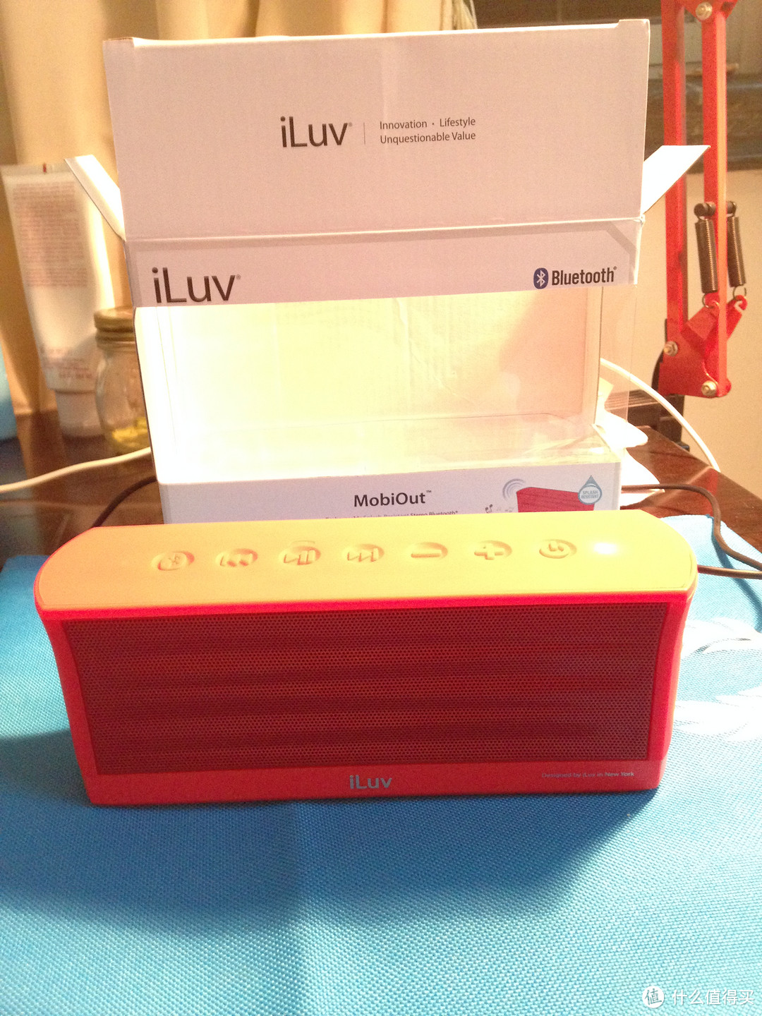 iLUV 便携式 无线蓝牙音箱 Mobi Out 红色 ISP233RED