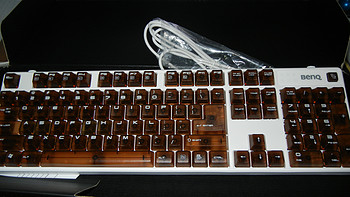 让俺机你个械一下：BenQ 明基 KX890 天机镜机械键盘（茶轴）+ Logitech 罗技 K310 水洗键盘