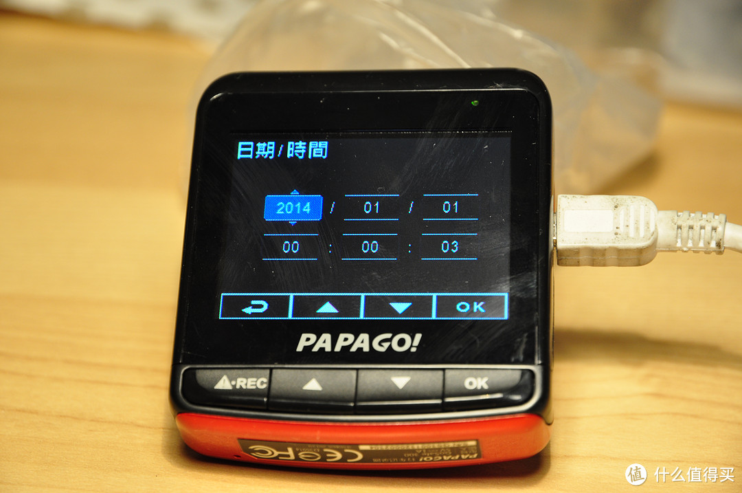 一次不太成功的行车记录仪选购：PAPAGO GOSAFE300 行车记录仪 开箱及拆解