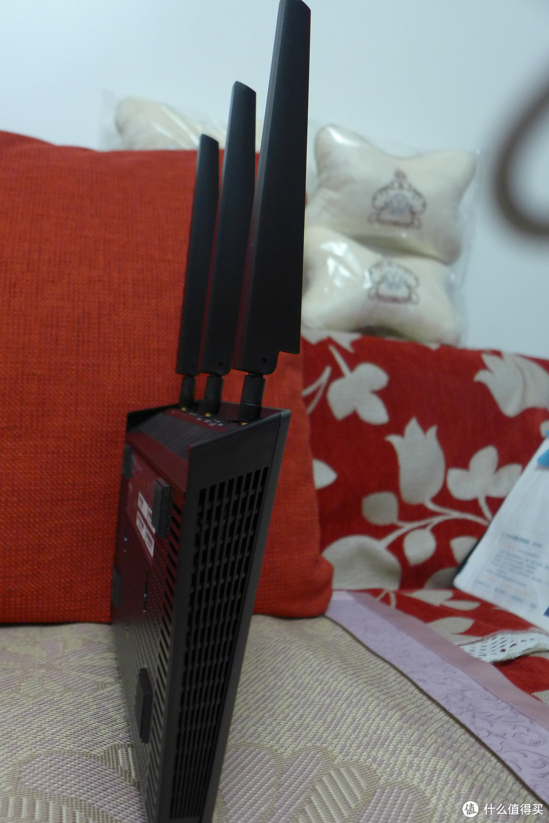 粗大硬的速率怪兽：Netgear 网件 R7000 Nighthawk AC1900 无线路由器