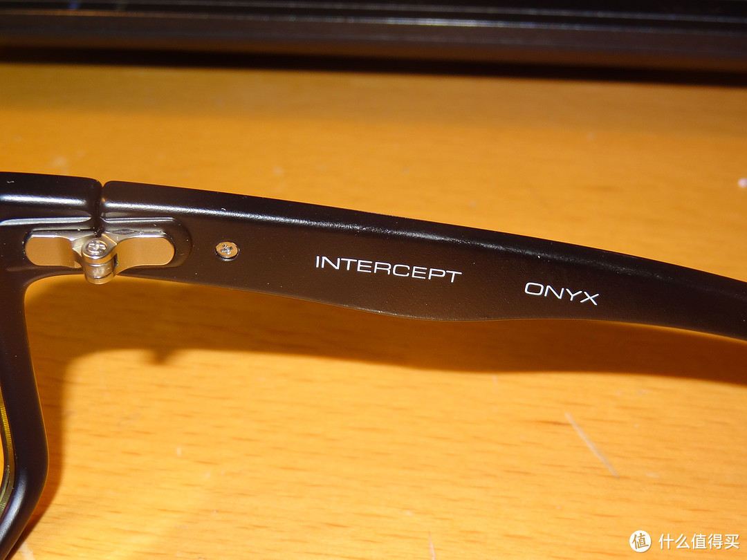 蝙蝠侠与罗宾：GUNNAR Intercept vs JINS PC12A103