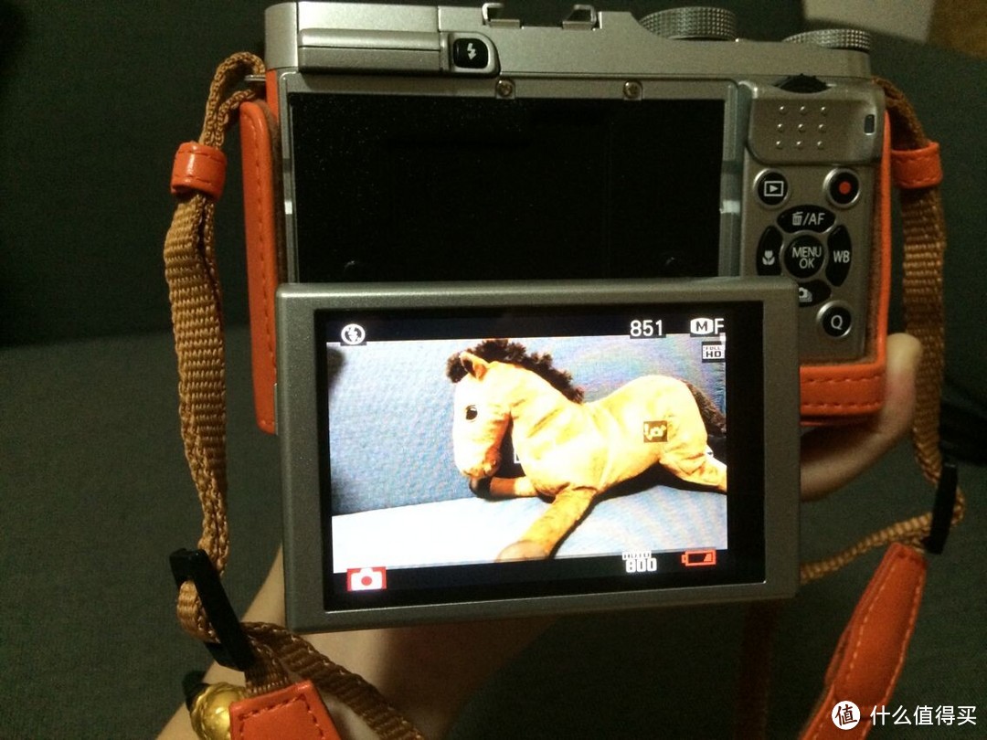 我也拥有了一件"爱马仕橙色系"单品：FUJIFILM 富士 X-A1 数码相机 拔草开箱