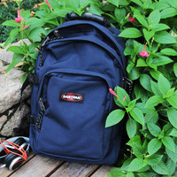 Eastpak 520双肩包开箱展示(材质|logo|面料|拉链|背带)