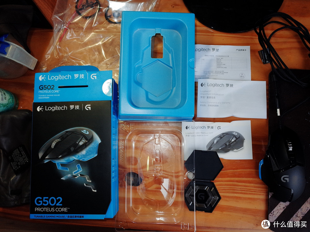 工商银行融e购 罗技5折活动下手Logitech 罗技 G502 自适应游戏鼠标，附与MX系列的大小对比