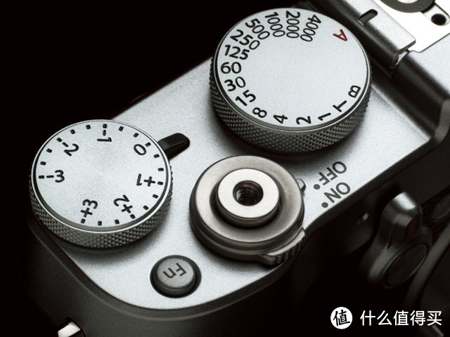 小修小补又一年：FUJIFILM 富士 推旁轴新品X100T数码相机