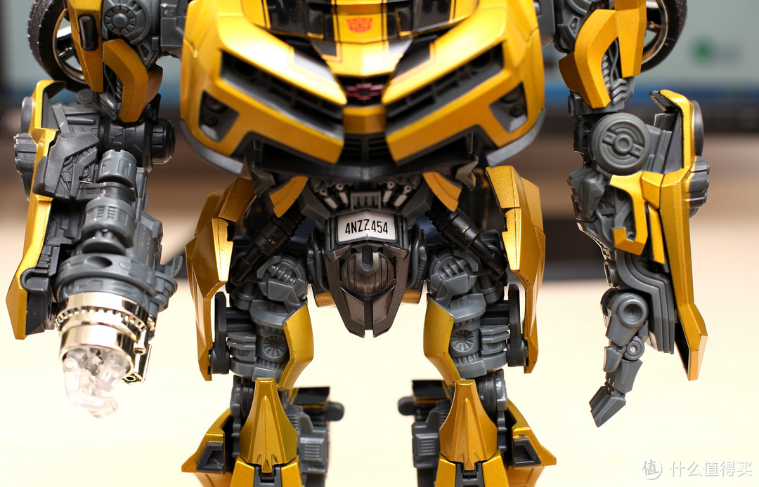 Bumblebee！史上最帅 Hasbro 孩之宝 领袖级 大黄蜂