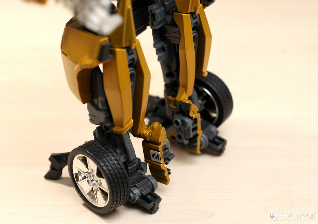 Bumblebee！史上最帅 Hasbro 孩之宝 领袖级 大黄蜂