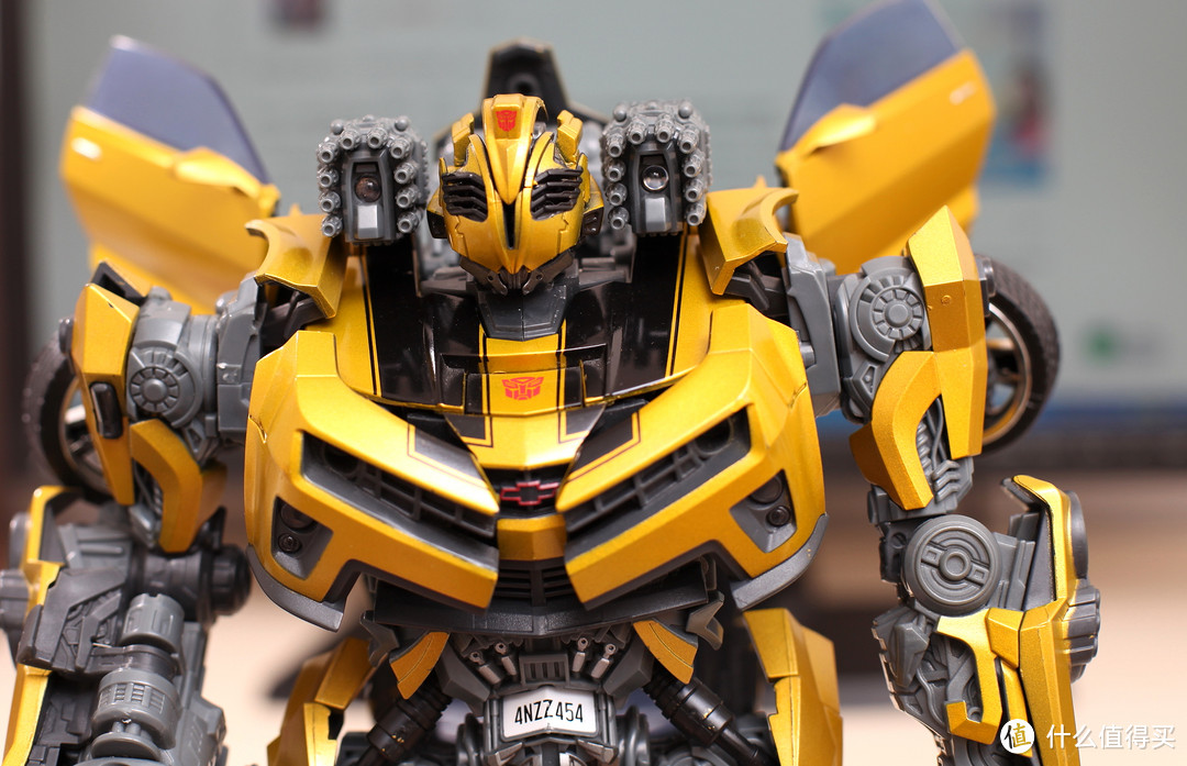 Bumblebee！史上最帅 Hasbro 孩之宝 领袖级 大黄蜂