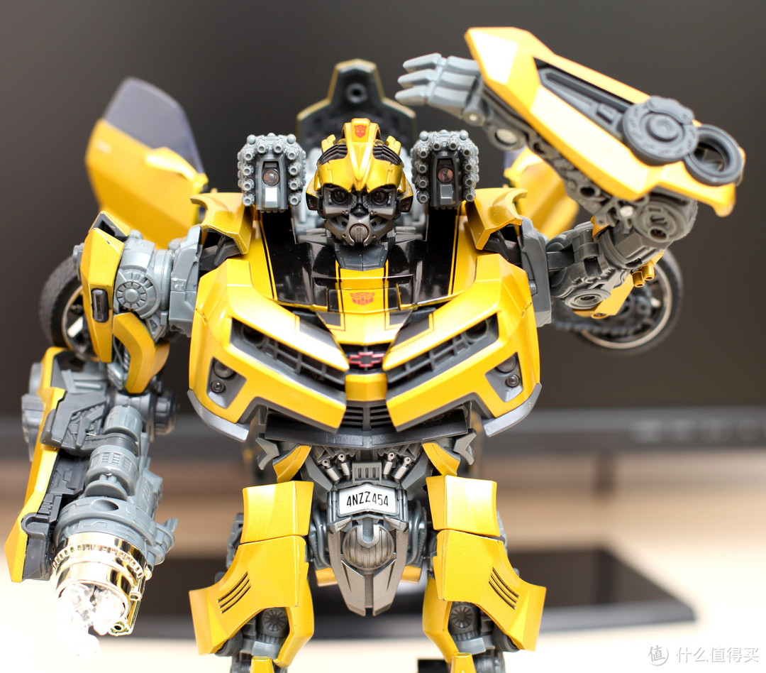 Bumblebee！史上最帅 Hasbro 孩之宝 领袖级 大黄蜂