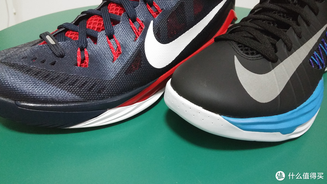 伤残人士的NIKE 耐克 HYPERDUNK 2012 & HYPERDUNK 2014 男款篮球鞋