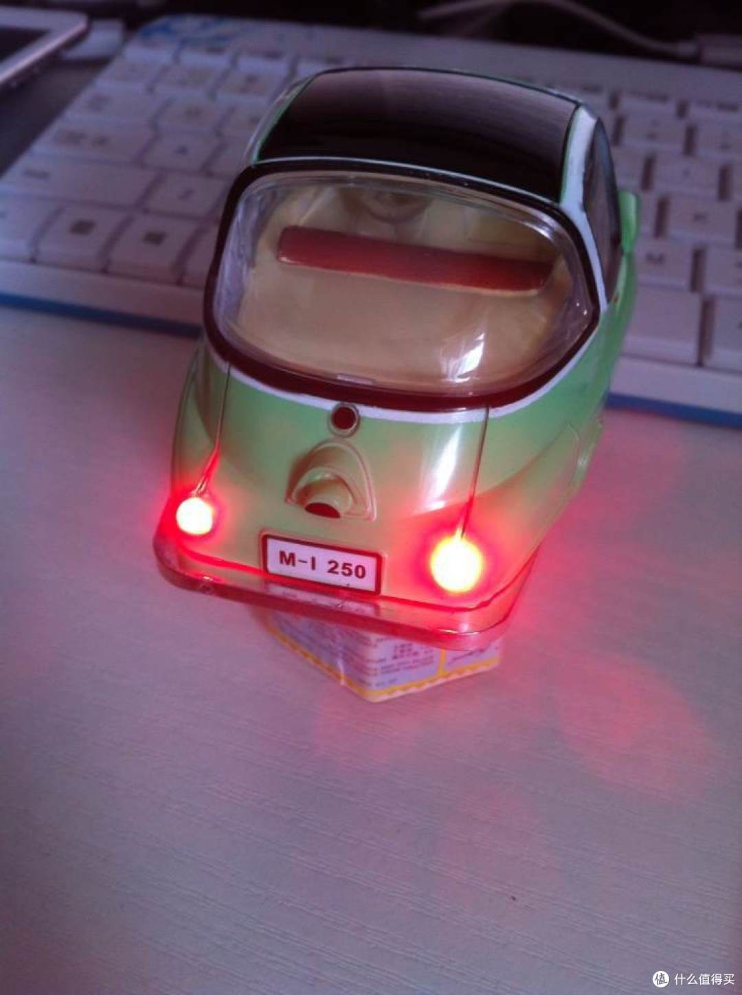 倒车灯 倒车灯
