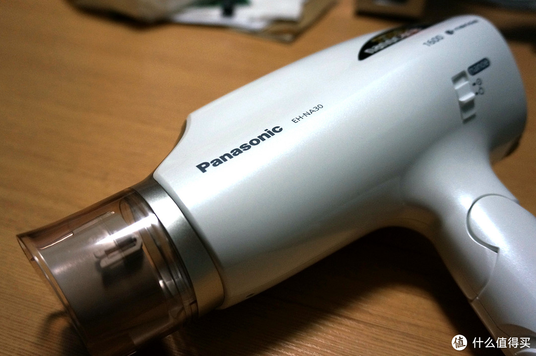 电吹风中的白富美：Panasonic 松下 EH-NA30-W 电吹风