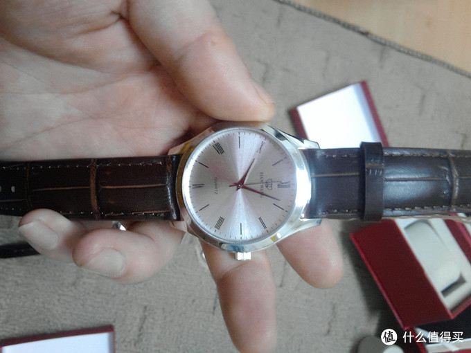 一个安静美Diors的自白：王府井百货定制款 TIAN WANG 天王 男士皮带腕表