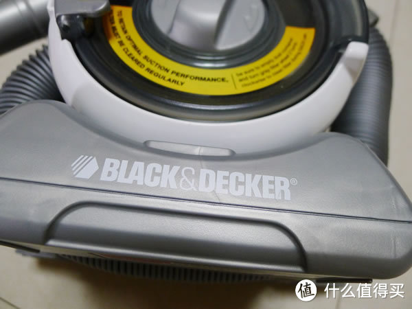 无线更轻松：Black Decker 百得 FHV1200 蜗牛式紧凑型无绳吸尘器 VS 三洋/小狗吸尘器