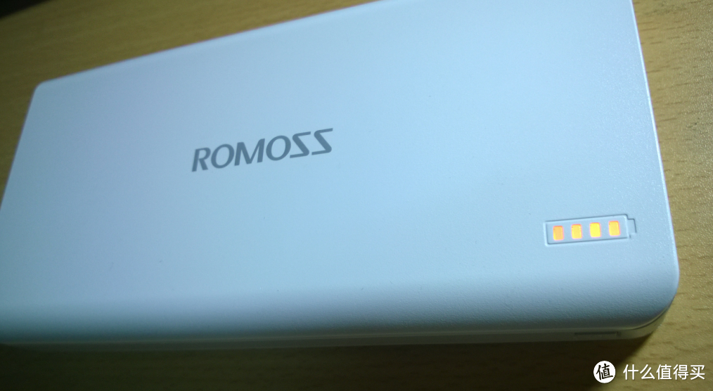 有电充电 没电防身：ROMOSS 罗马仕 20000m毫安 移动电源